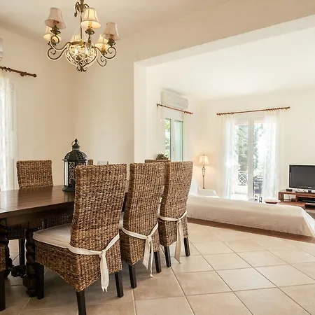ヴィラ Porto Heli Villa *