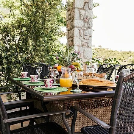 ヴィラ Porto Heli Villa ポルト・ヘリ