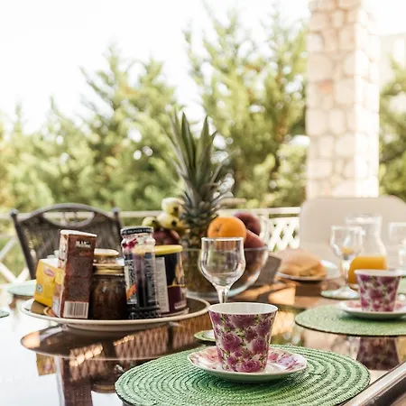 Porto Heli Villa فيلة *