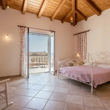 Porto Heli Villa فيلة *